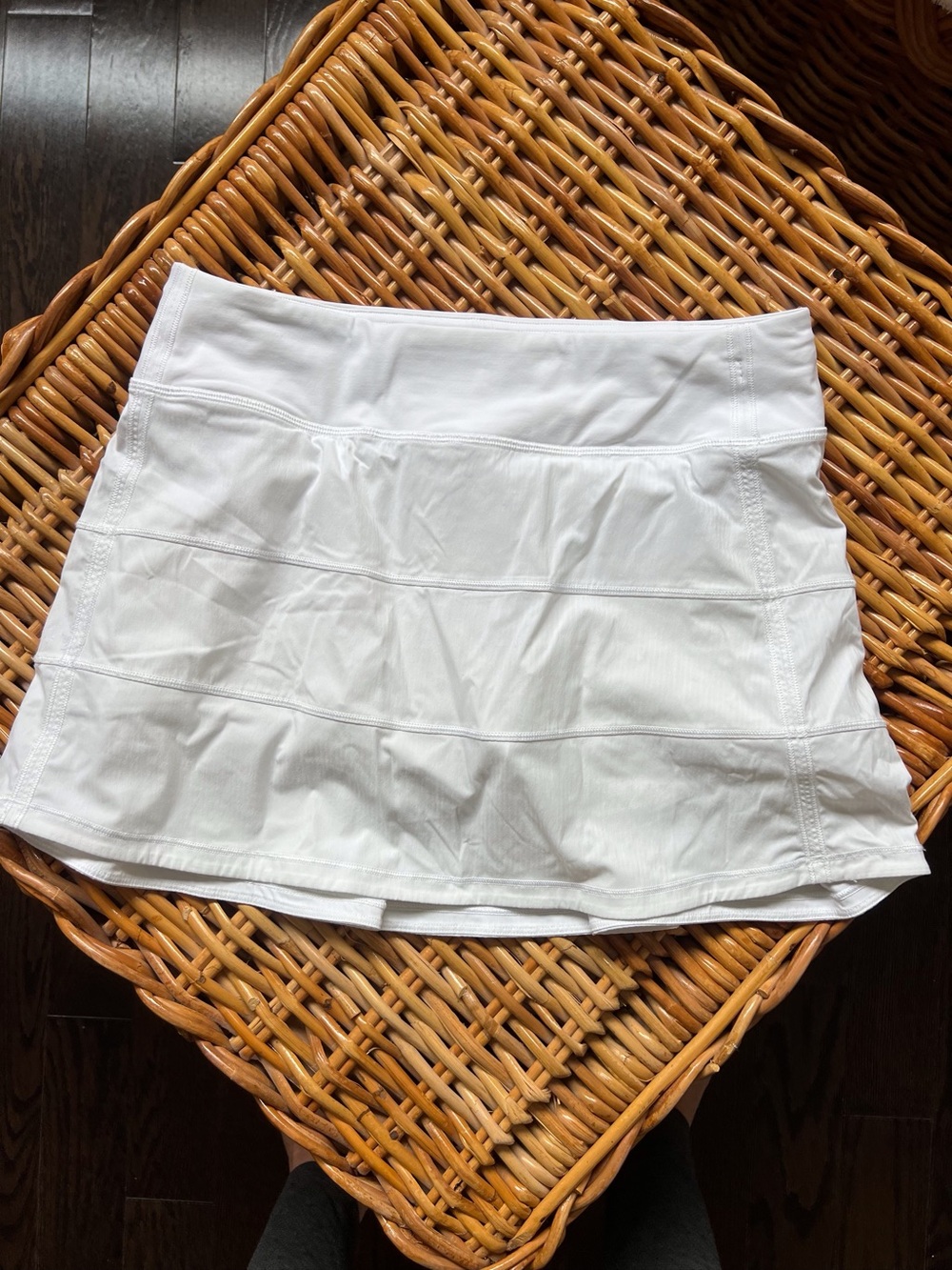 LULULEMON  Pace SKORT - NWOT
